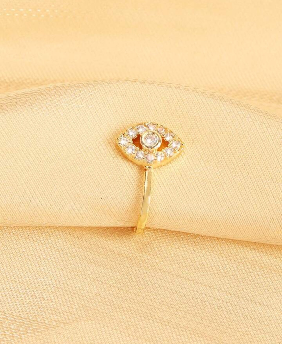 U-Shaped Micro-Integrated Fake Nose Ring, Eye Design in Gold, Non-Piercing Nose Clip Nose Stud
